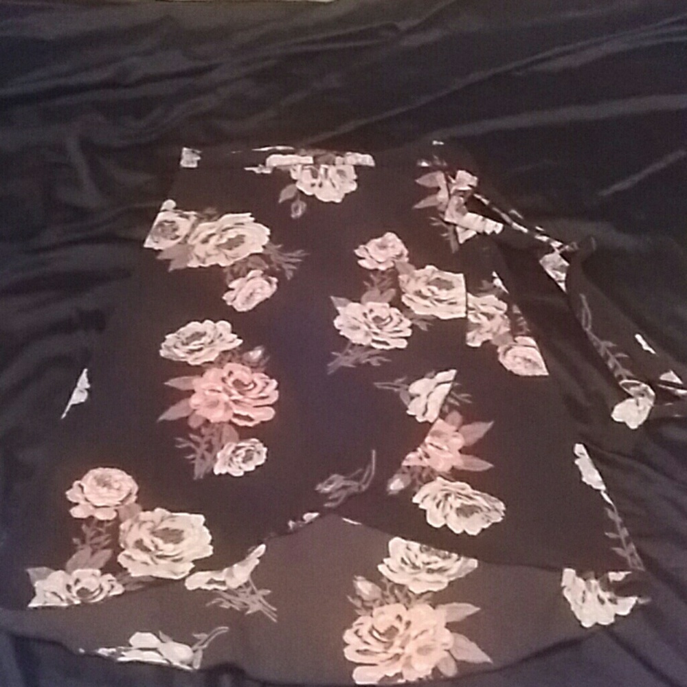 *NEW Floral wrap skirt