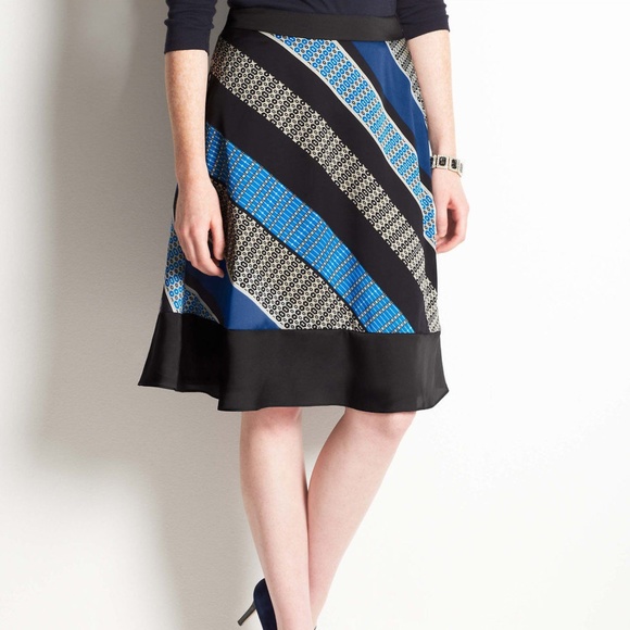 Ann Taylor Dresses & Skirts - Ann Taylor Blue A-Line Lined Skirt Size 0