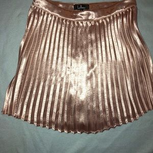 Champagne pink “swing era mini skirt” 💕🥂