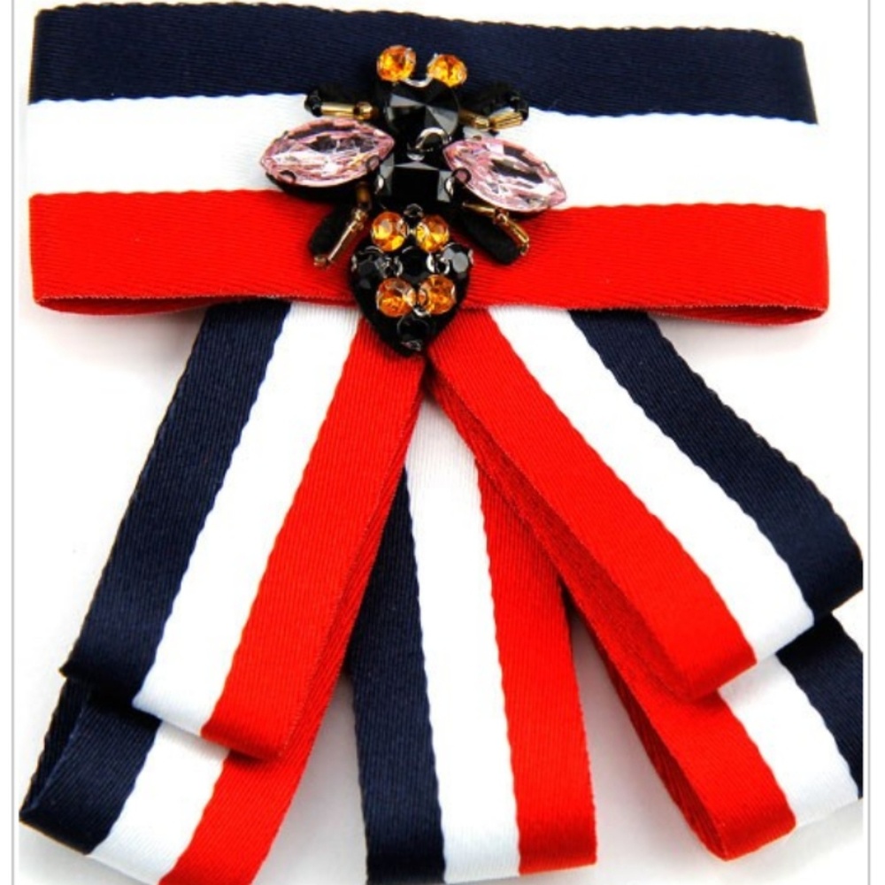 Detailed Bowtie
