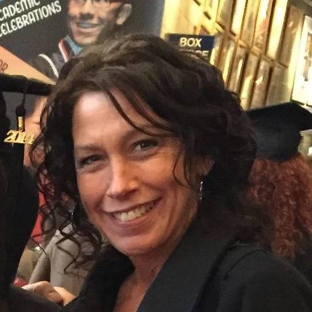 Meet your Posher, Lorrie