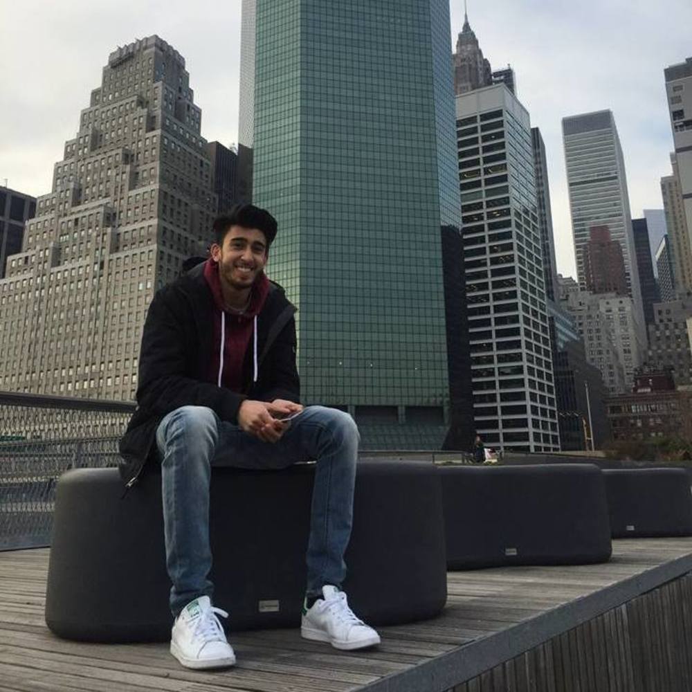 Meet your Posher, Asif