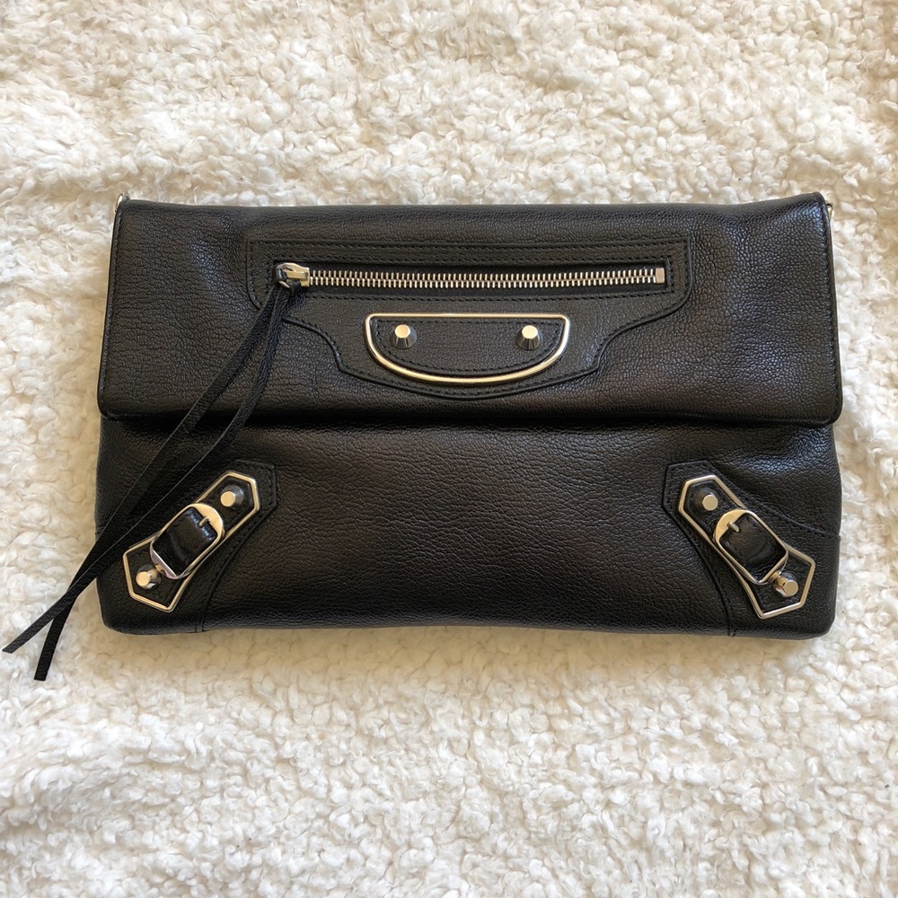 🌟SOLD🌟Balenciaga Metallic Edge Clutch Black