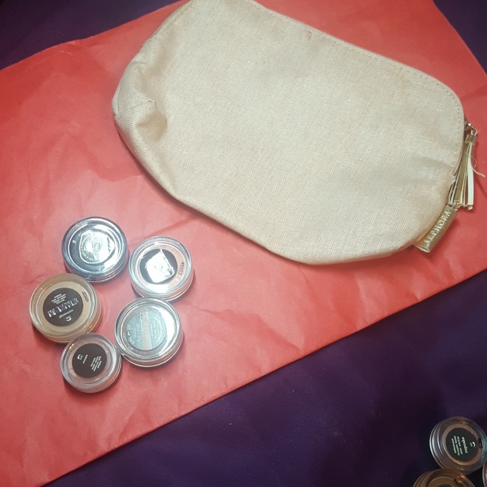 BareMinerals Eyeshadow and Blush with Bag