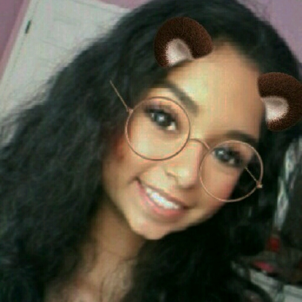 Meet your Posher, Brenda