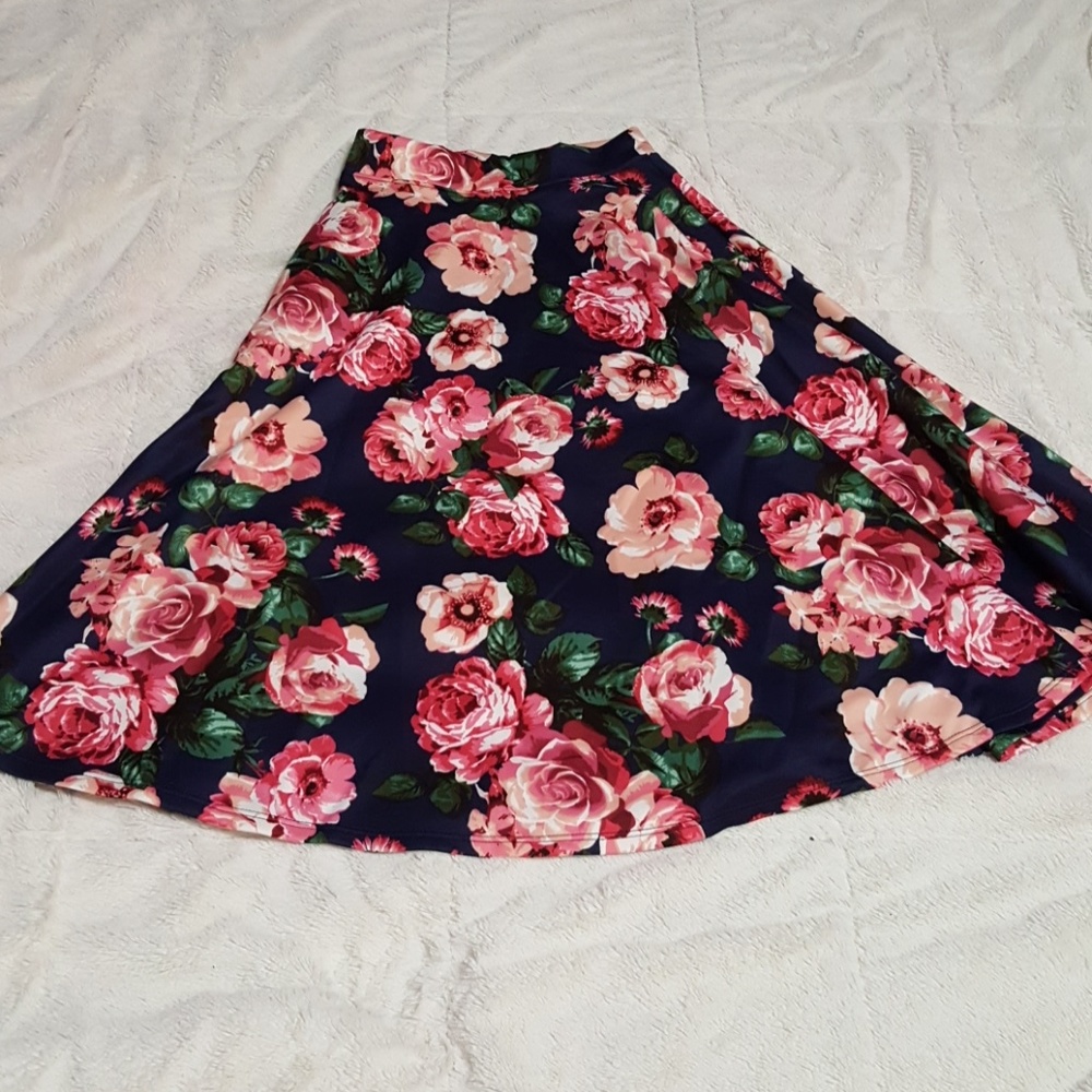 Lara Floral Swing Skirt