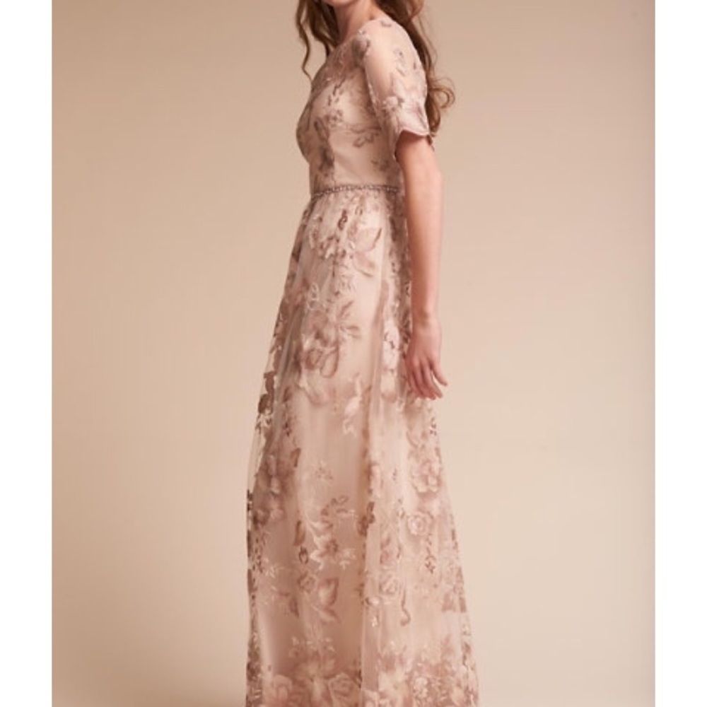 Adrianna Papell Guilia Gown