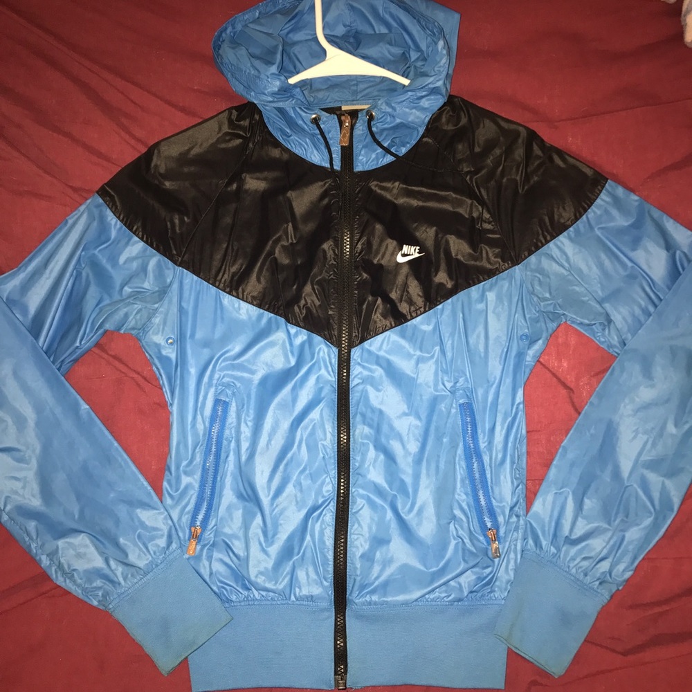 Lightweight Nike Windbreaker
