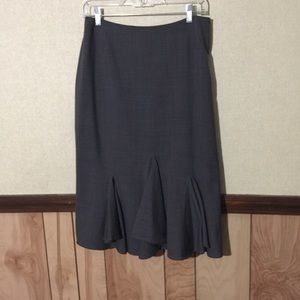 Grey pencil skirt