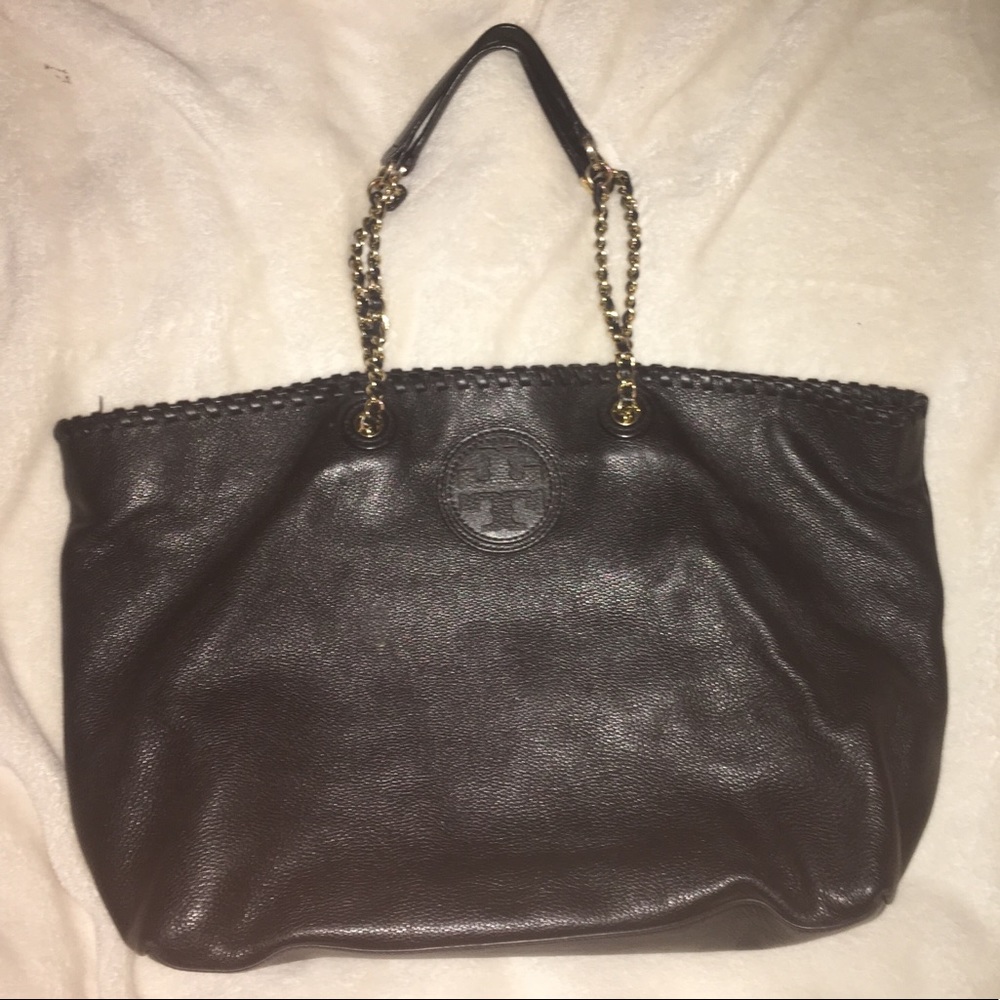 Black leather Tory Burch purse