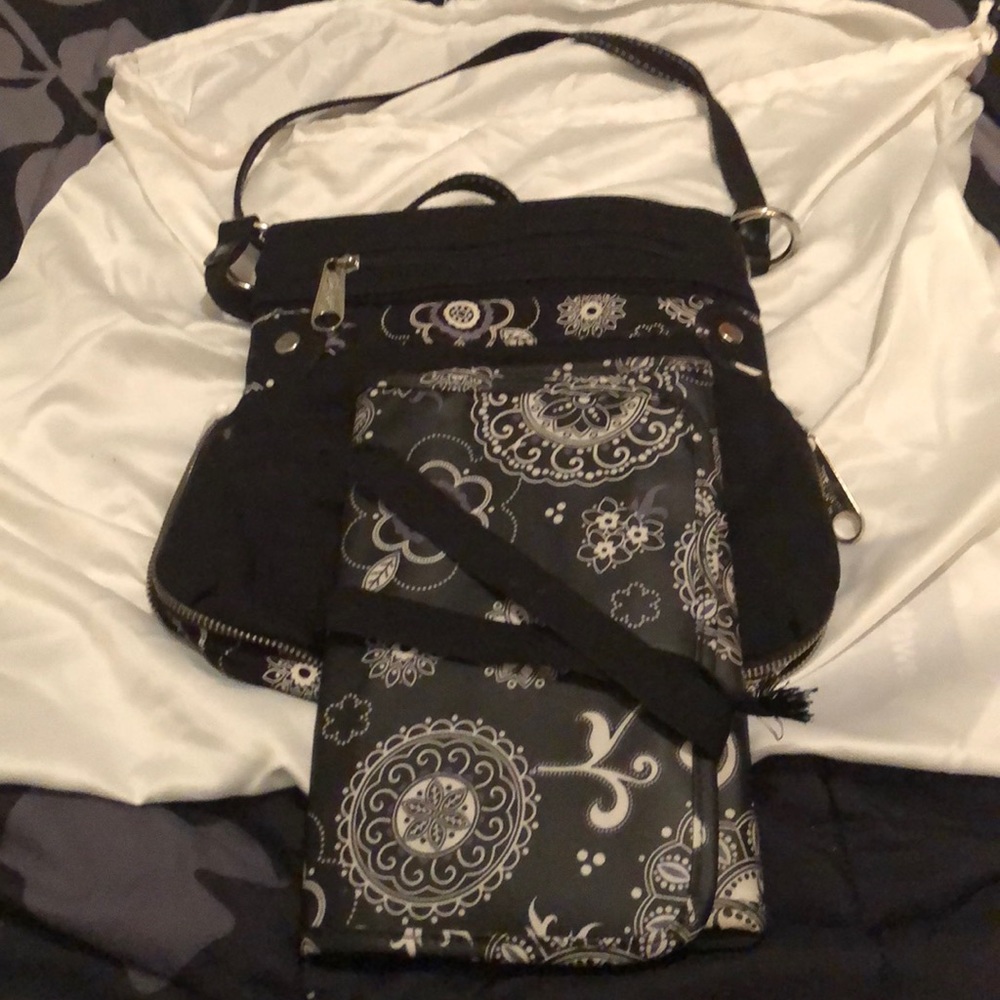 Thirty one satchel and notepad EXCEPTING OFFERS