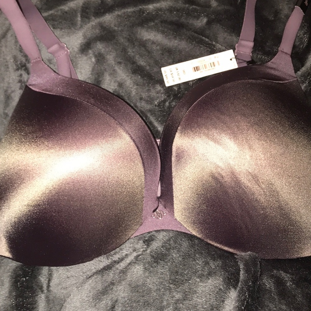 NWT VICTORIA SECRET BRA