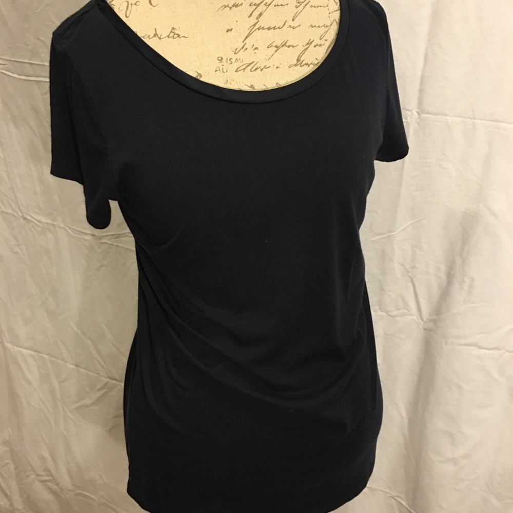 Black tee