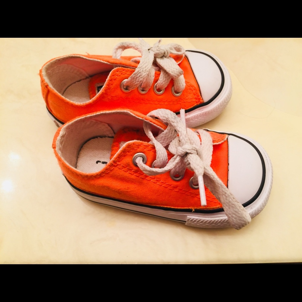 Converse toddler shoes