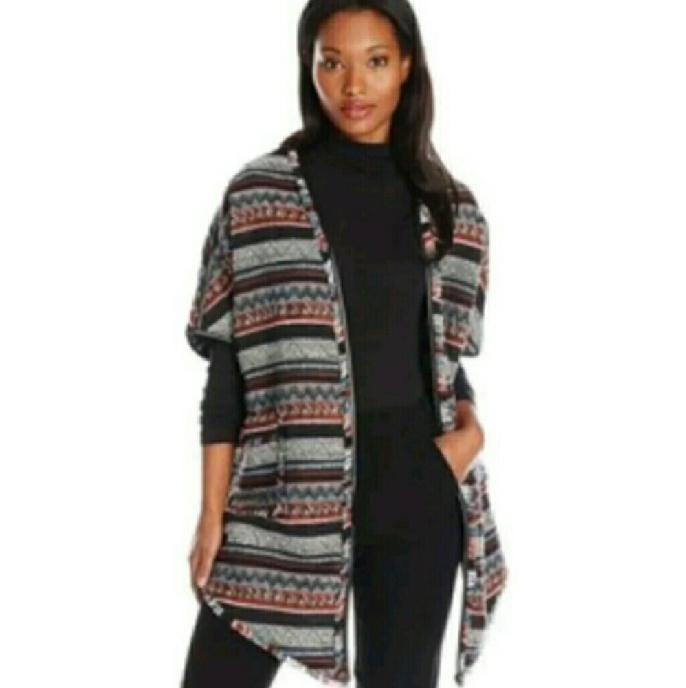 Sam Edelman Women's open front Aztec print Poncho