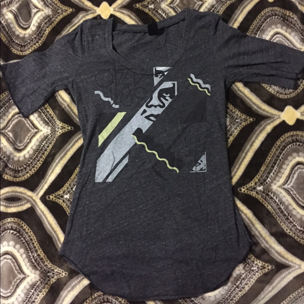 Short sleeve obey shirt