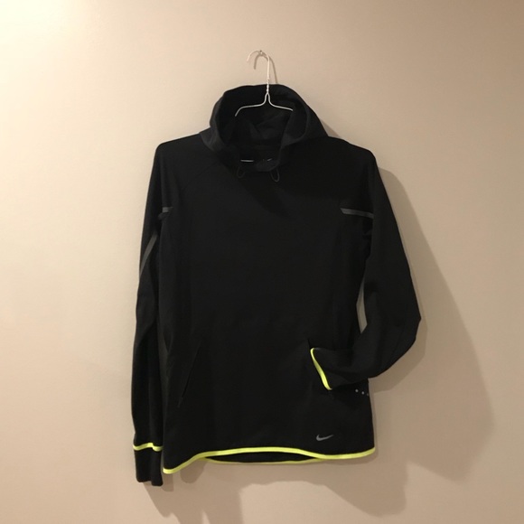 Nike Sweaters - Nike dri fit hoodie