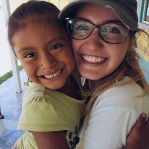 Meet your Posher, Elizabeth