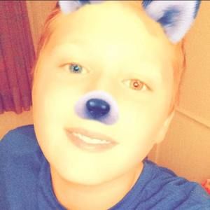 Meet your Posher, Damion