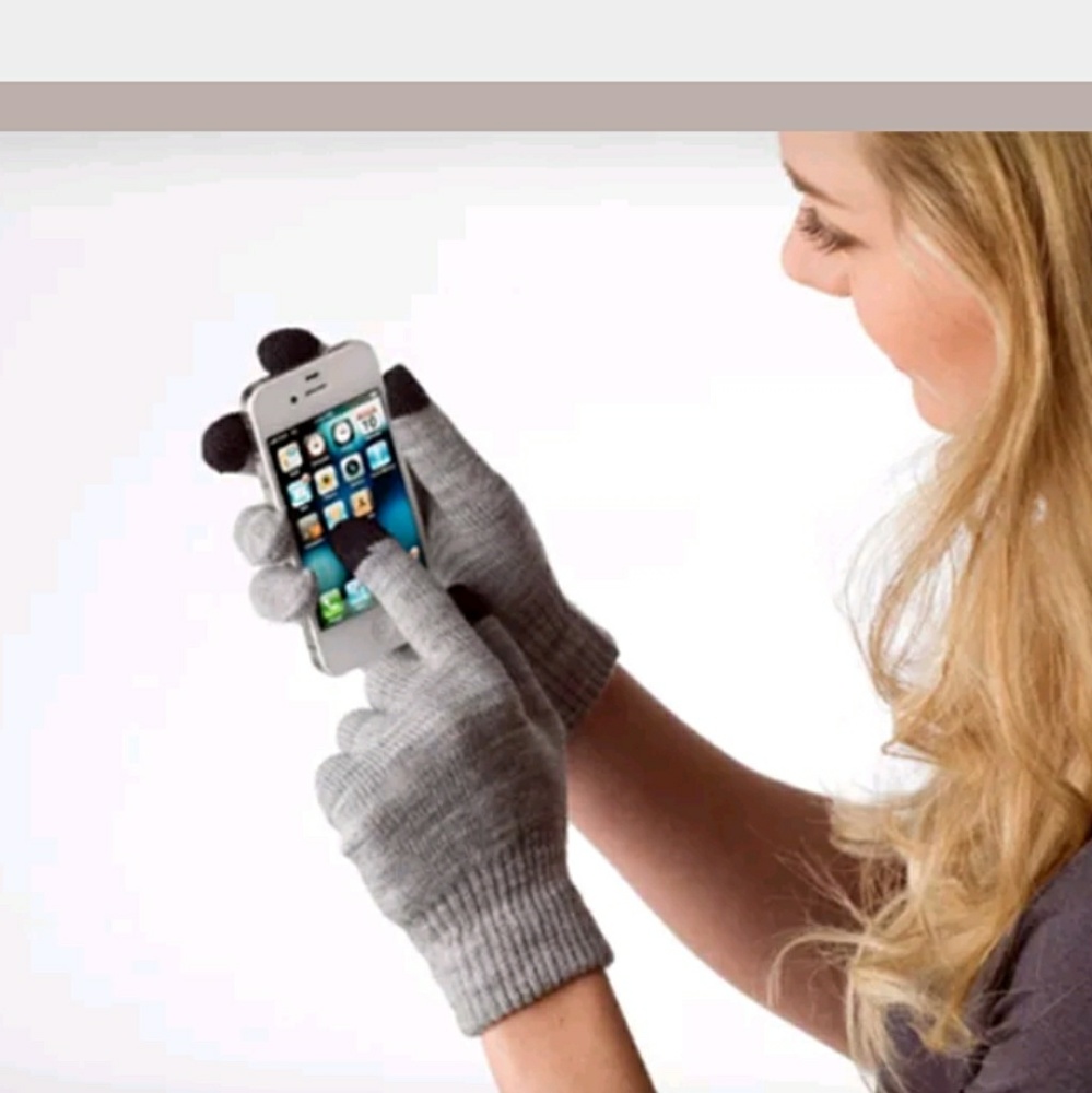 2 Pairs of Touchscreen Gloves