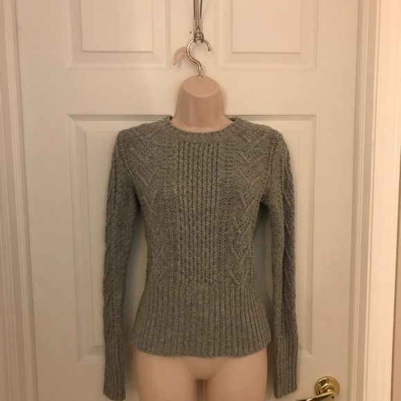Gap Cable Knit Sweater - Picture 2 of 4