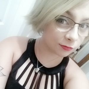 Meet your Posher, Elspeth