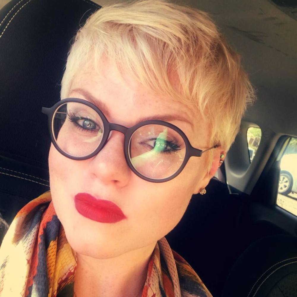Meet your Posher, Stephanie