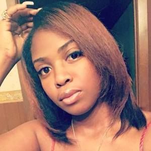 Meet your Posher, Khari