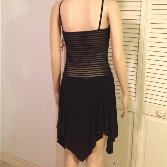 Dress - Picture 5 of 6