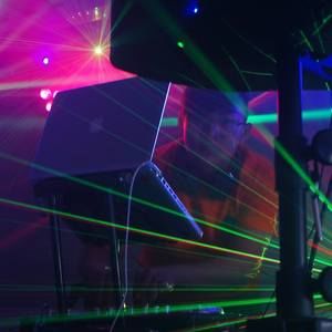 Meet your Posher, Sebastian