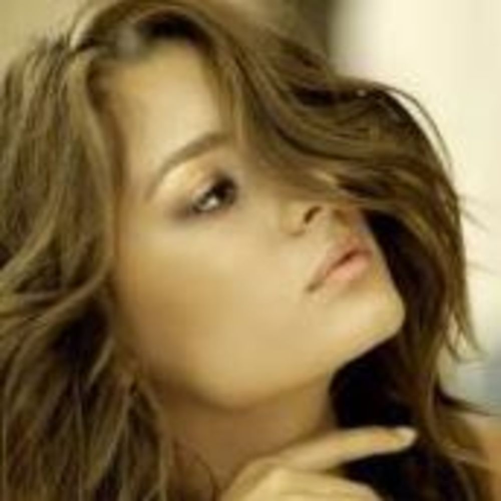 Meet your Posher, Alaa