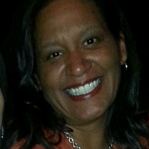 Meet your Posher, Christie - Picture 1 of 1