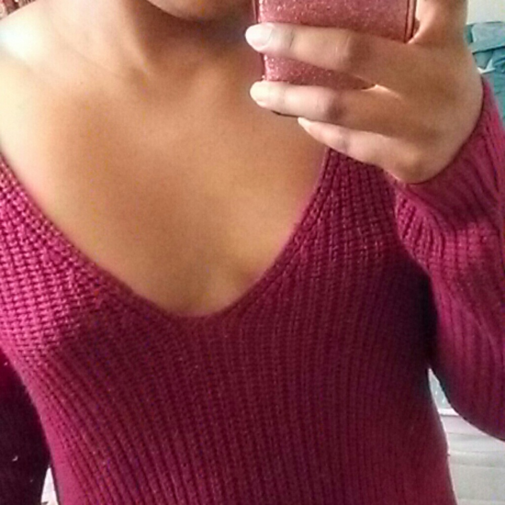 Sweater - Picture 3 of 3