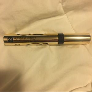 Estée Lauder Sumptuous Extreme Mascara