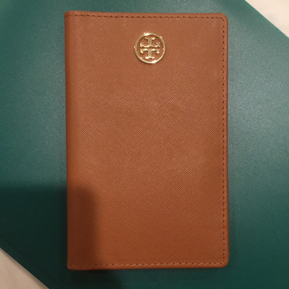 Tory Burch agenda cover