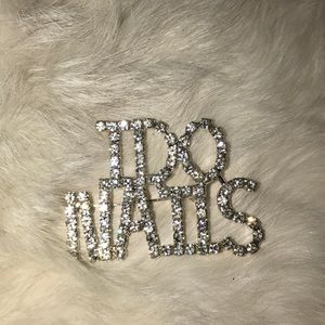 I do nails pin!! ❄️ 💅