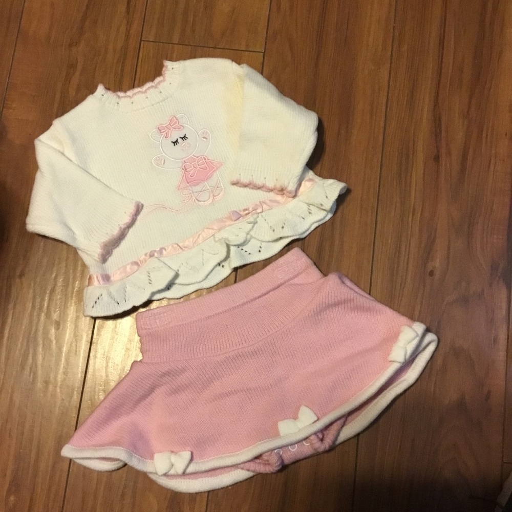 NWOT Knit Sweater & Skirt Set