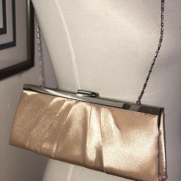 Jessica Mcclintock Cream/Goldish formal purse - Picture 3 of 6