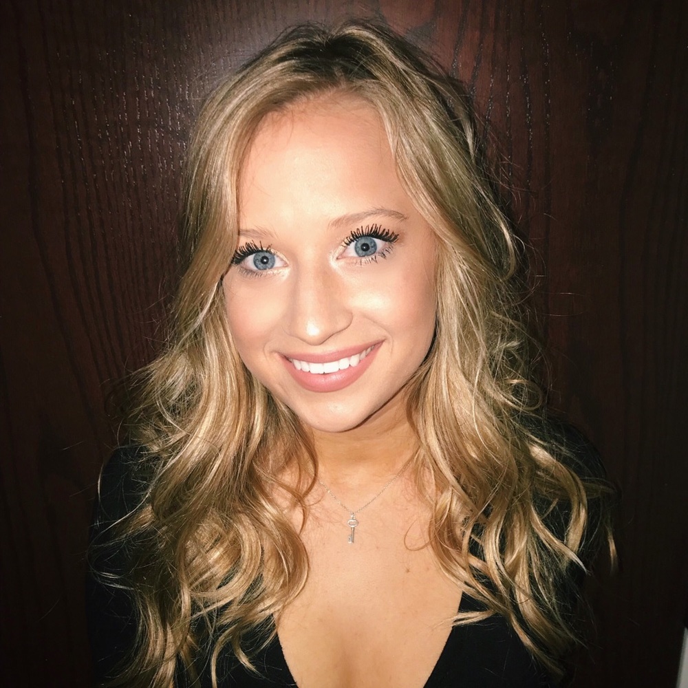 Meet your Posher, Emily