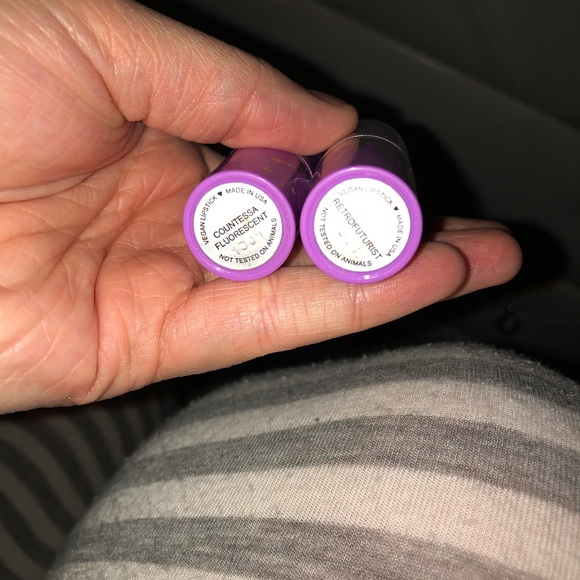 Lipstick!!!! 💄💄 - Picture 2 of 4