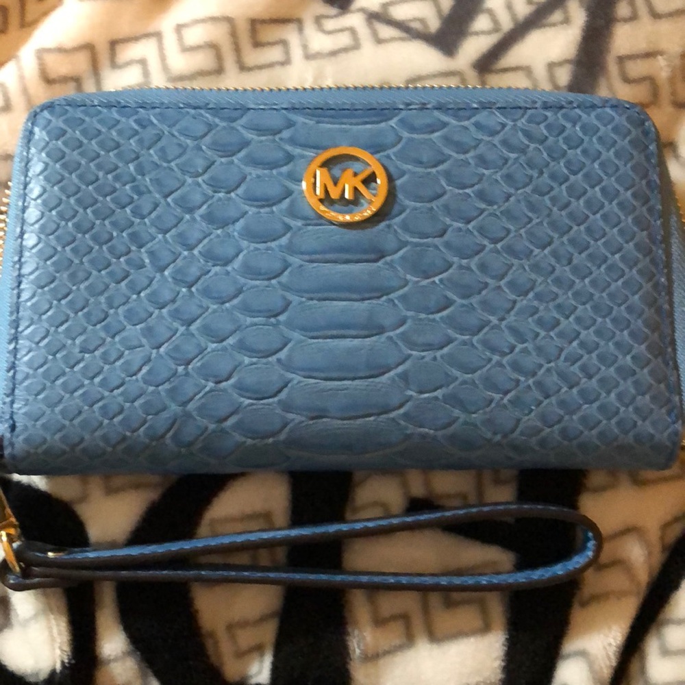 New MK long wallet