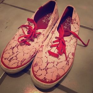 Taylor swift lace Keds