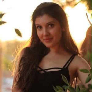 Meet your Posher, Natalie