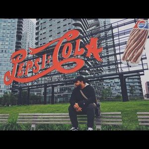 Meet your Posher, Aaron