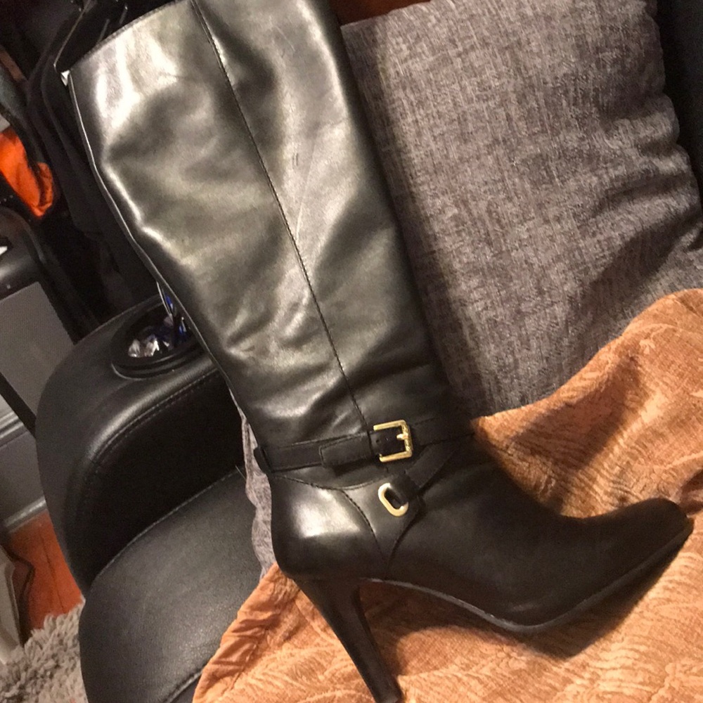 ⭐️⭐️⭐️Deal of Day Wide Calf Size 9 Blk Boots B/O