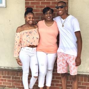 Meet your Posher, Sherie