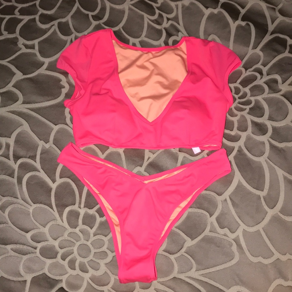 Victoria’s Secret bikini