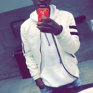 Meet your Posher, Cephas