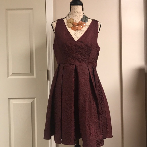 ERIN Crimson A-line Dress - Picture 1 of 4