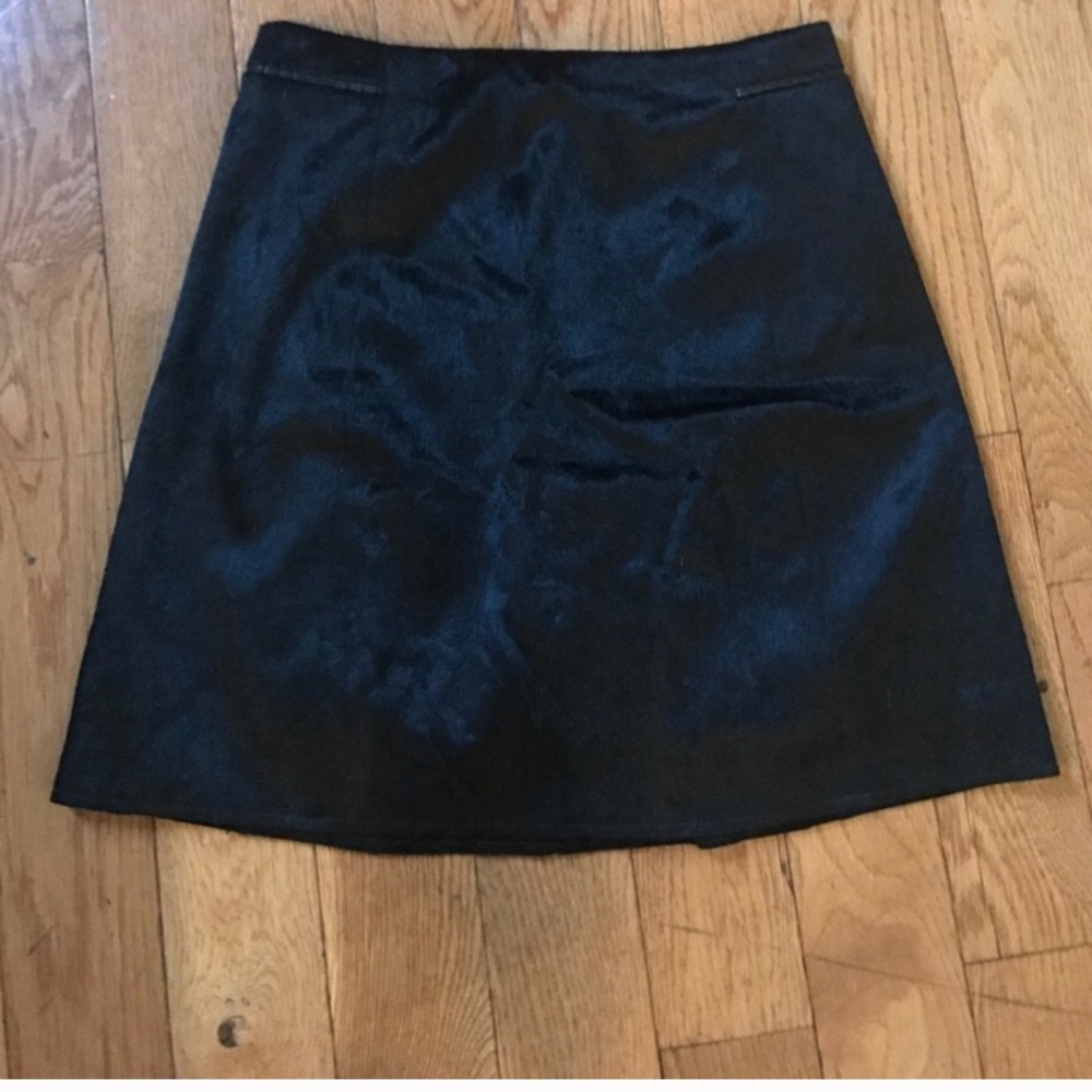 Horse hair high waisted mini skirt adorable